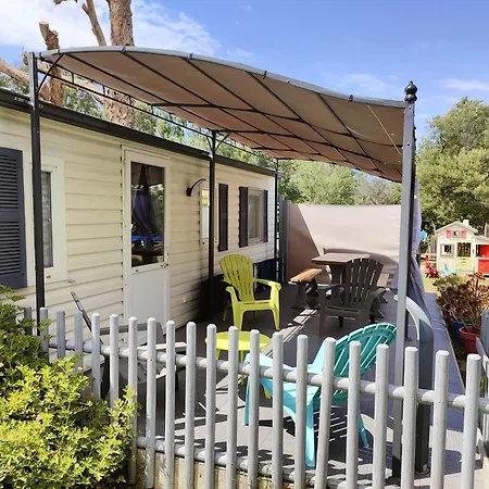 Independants Dans Propriete Familiale Calenzana