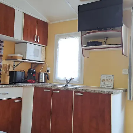 Indépendants Dans Propriété Familiale *